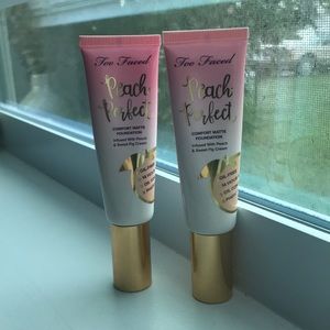 Too Faces Peach Perfect Matte Foundation-Snow